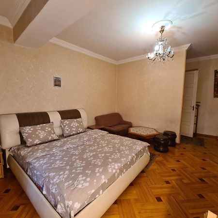 Hotel Bu Tbilissi Extérieur photo