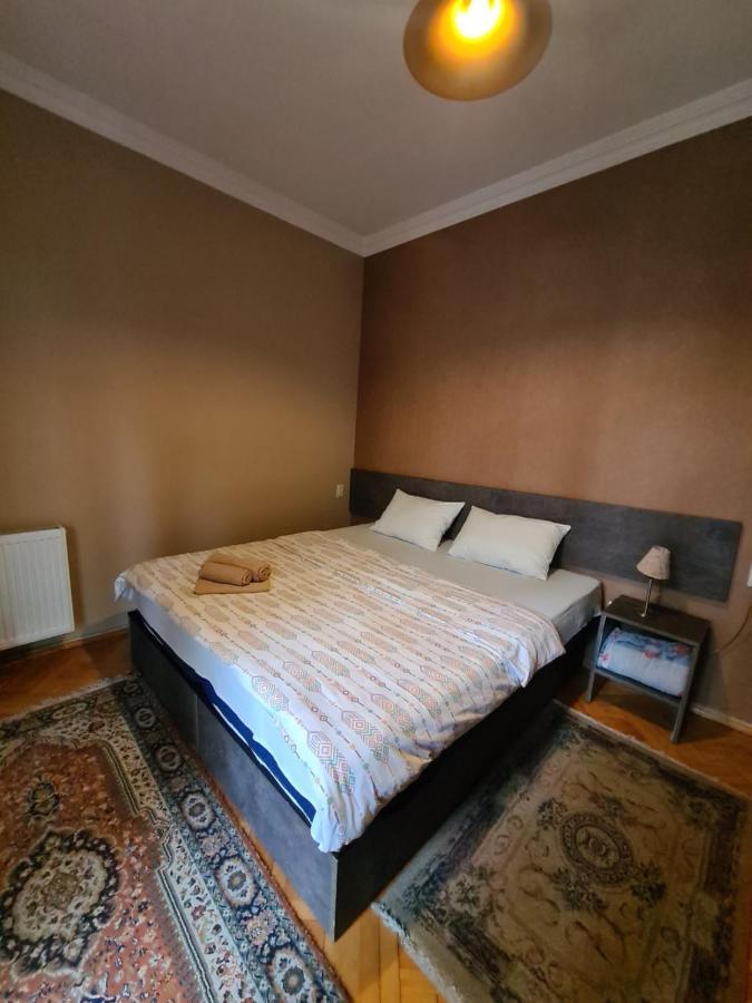 Hotel Bu Tbilissi Extérieur photo