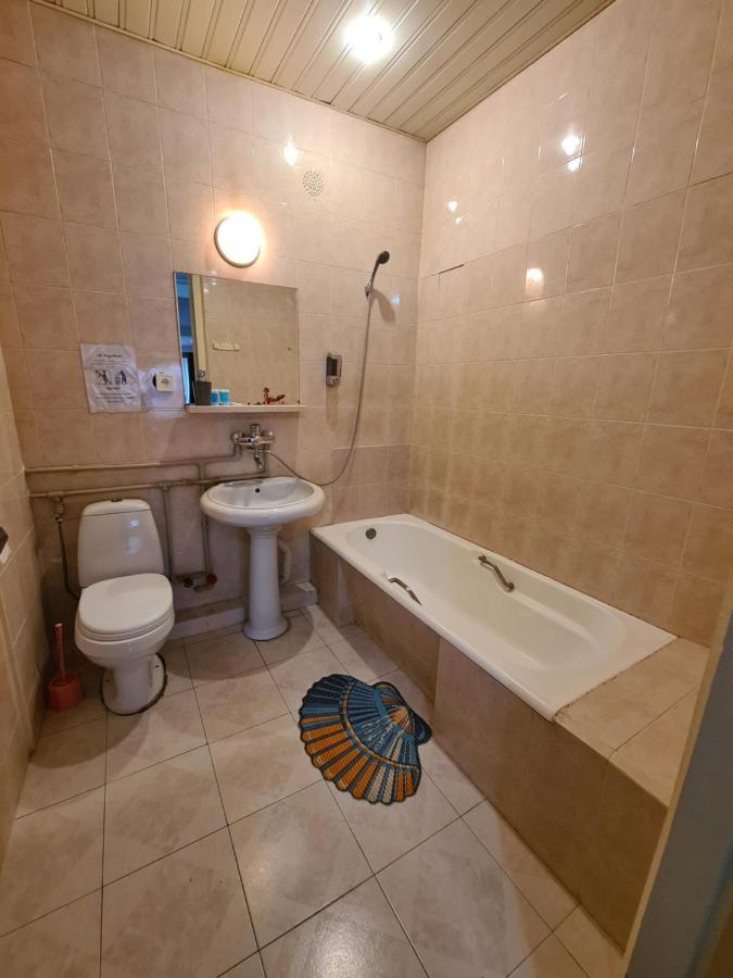 Hotel Bu Tbilissi Extérieur photo